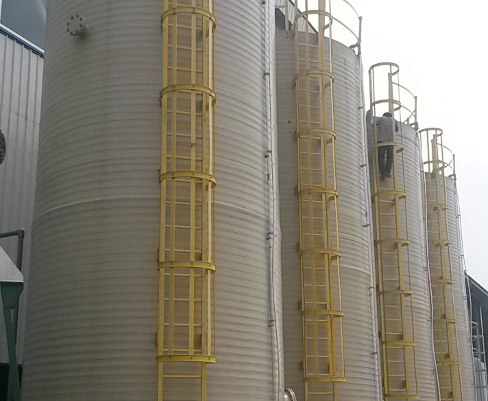 新安化工選用新安江PPH儲(chǔ)罐、磁力泵