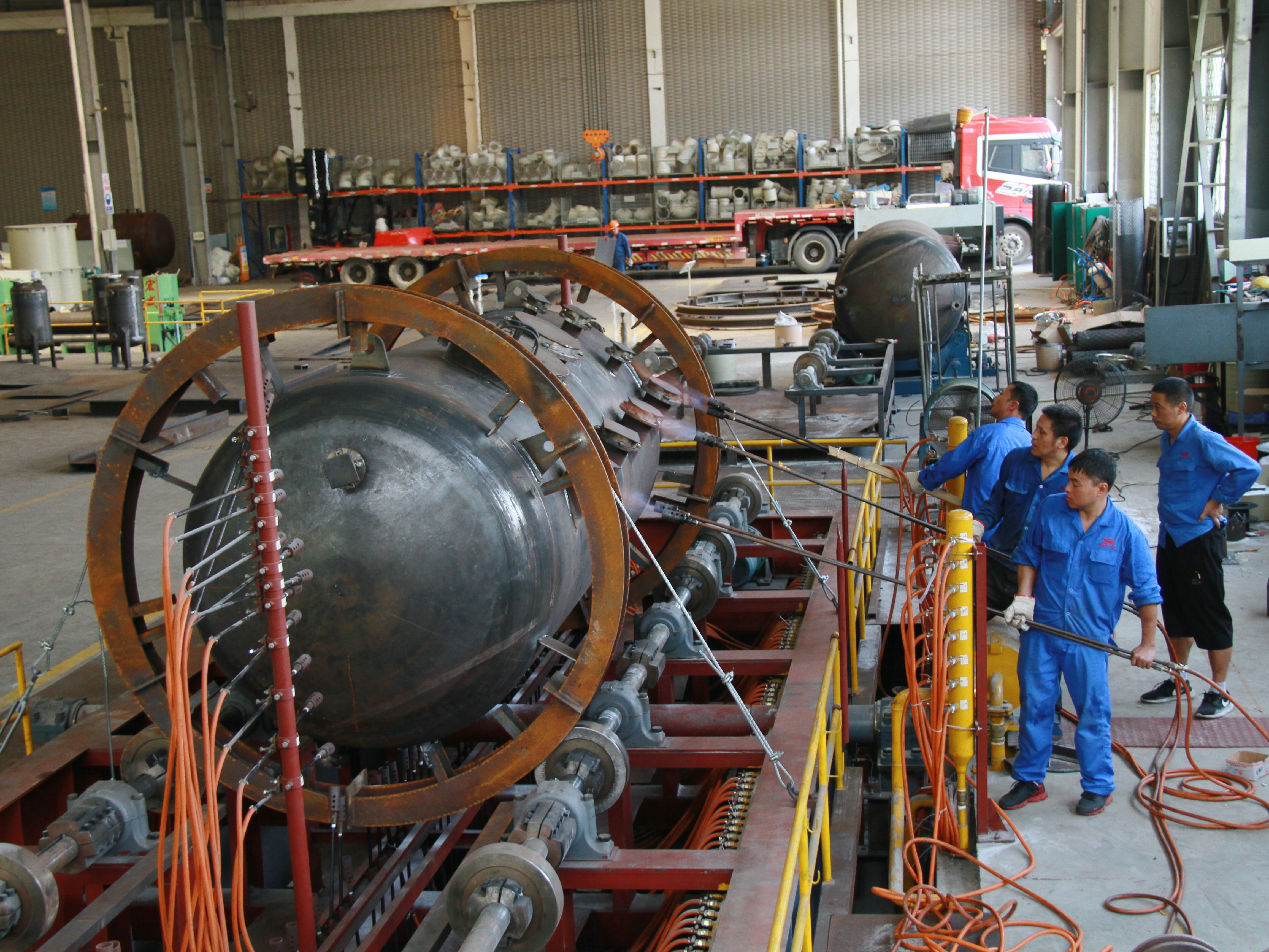 鋼襯塑儲(chǔ)罐一般分哪幾種？